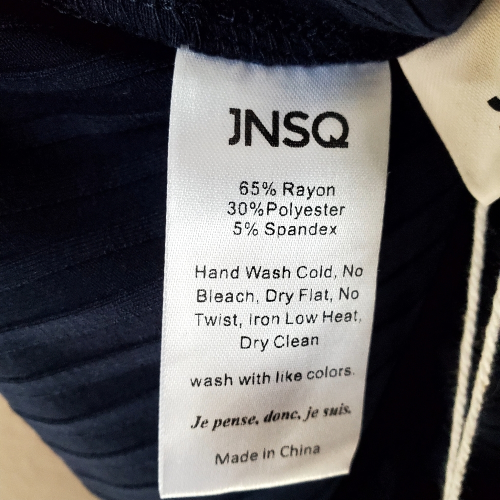 JNSQ Button Front Collar Neck Solid Navy Tee Size… - image 6